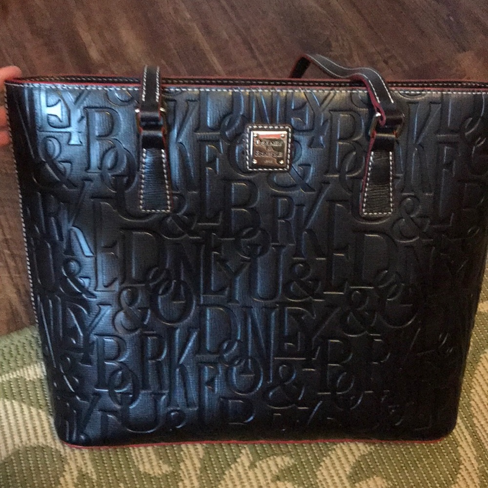 Dooney & Bourke Tote Shoulder Handbag